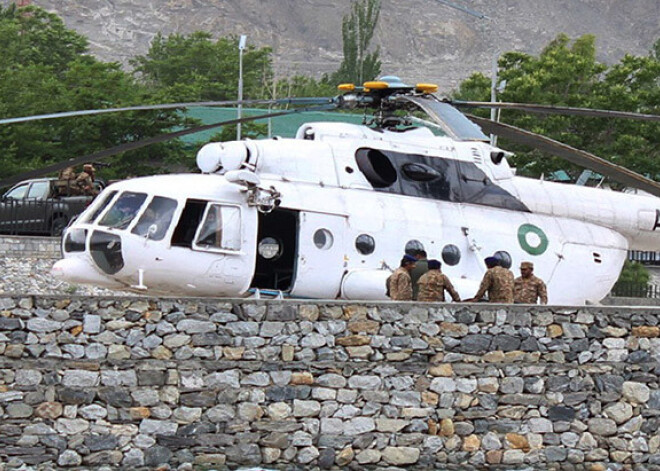 Pakistānā helikopters ietriecas skolā. 6 bojāgājušie. VIDEO