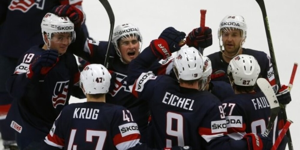 ASV hokeja izlase izlaiž 3 vārtu pārsvaru pret slovākiem, bet uzvar papildlaikā