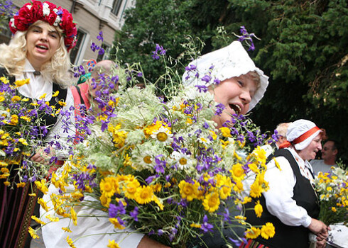 Četras festivāla dienas notiks Rīgā, piedāvājot gan dažādus tematiskos koncertus, gan festivāla gadatirgu Vērmanes dārzā.