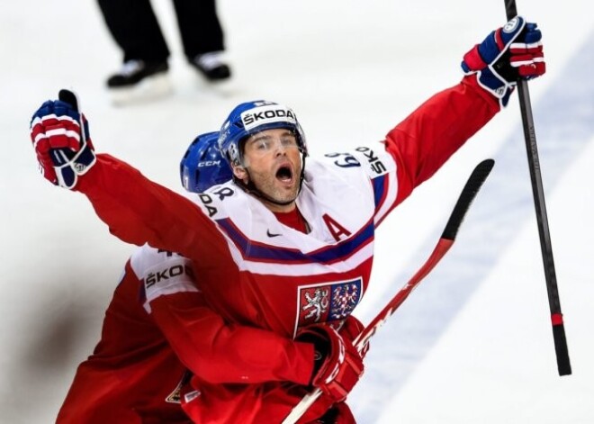 Divi Jāgra vārti ieved mājinieci Čehiju pasaules čempionāta pusfinālā