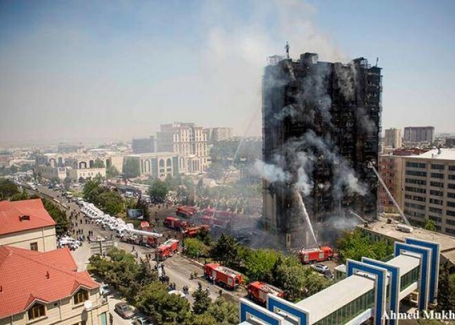 Milzīgs ugunsgrēks otrdien izcēlies Azerbaidžānas galvaspilsētā Baku, kur deg augstcelte. Ugunsgrēkā, visticamāk, būs ļoti daudz mirušo.