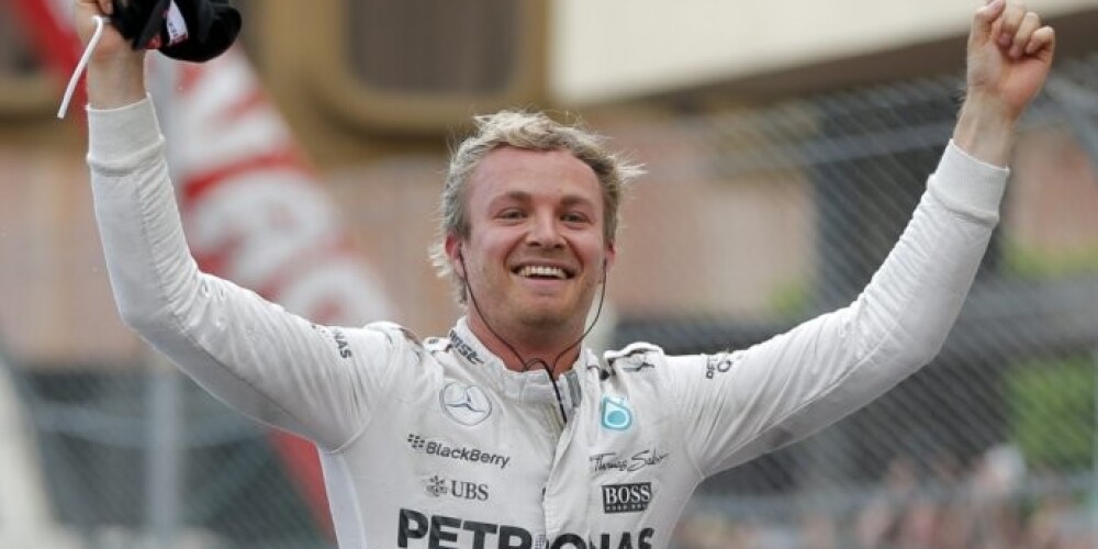 Niko Rosbergs triumfē Monako "Grand Prix" izcīņā