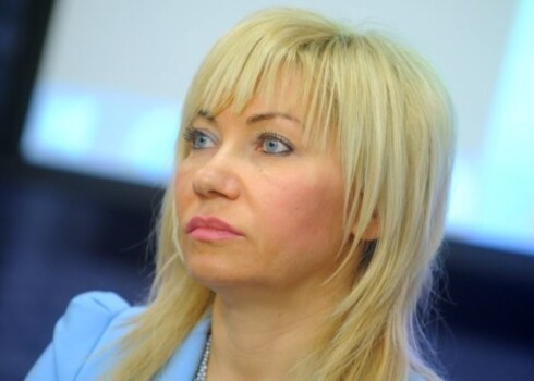 Дреймане в заявлении указывает, что приоритетом для нее является возвращение Госканцелярии к нормальному ритму работы