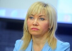 Директор Государственной канцелярии Элита Дреймане лишена допуска к гостайне и поэтому не может выполнять свои должностные обязанности