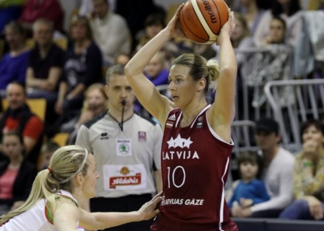 Latvijas sieviešu basketbola izlase pēdējā pārbaudes spēlē piekāpjas Zviedrijai