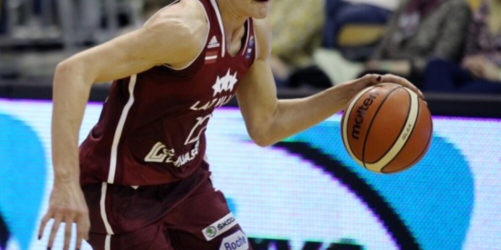 Latvijas izlases basketboliste Šteinberga pievienojas spēcīgajam Krievijas klubam "Čevakata"