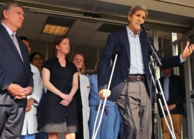 Керри будет кататься на велосипеде, несмотря на перелом ноги