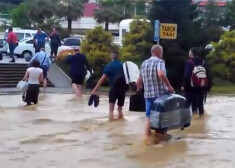 Vietējie ļaudis šo situāciju sliecas skaidrot arī ar tuvredzību olimpisko objektu būvniecībā.