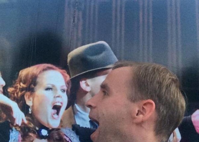 Operdziedātāja Inga Šļubovska ar draugu Edmundu Kancēviču 2015. gada pavasarī un vasarā