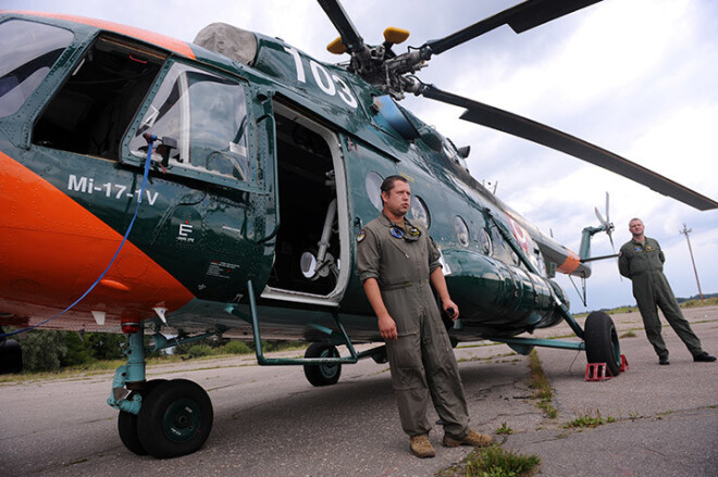 Sestdien Spilves lidlaukā notiks Aviācijas svētki. Apmeklētāji varēs ne tikai priecāties par lidmašīnām un helikopteriem, bet arī piedalīties dažādās atrakcijās, klausīties koncertus un aplūkot Staļina laika arhitektūras pērli – Spilves lidostu.