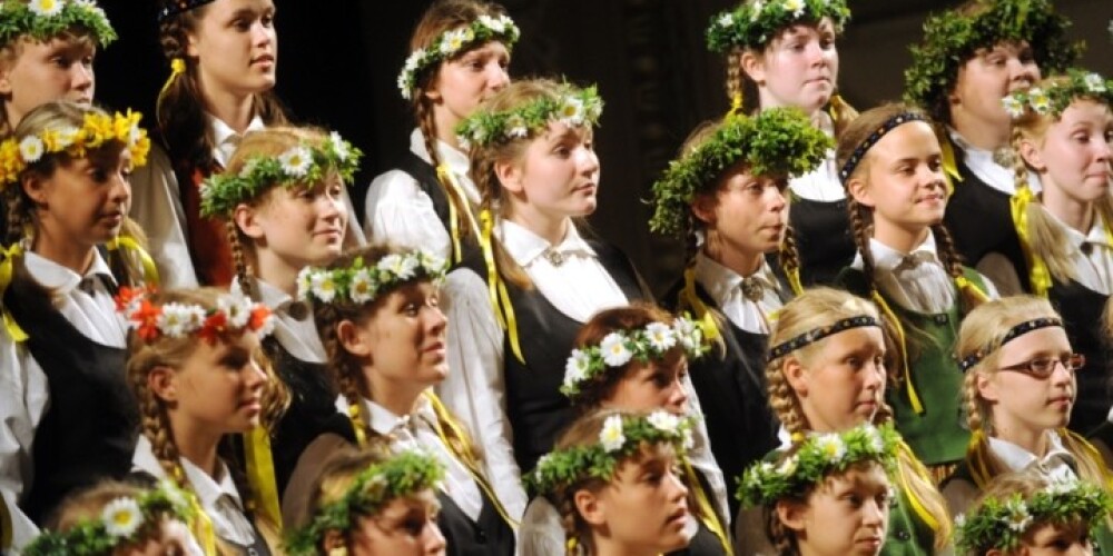 Skolēnu dziesmu svētkos noskaidroti labākie Latvijas kori