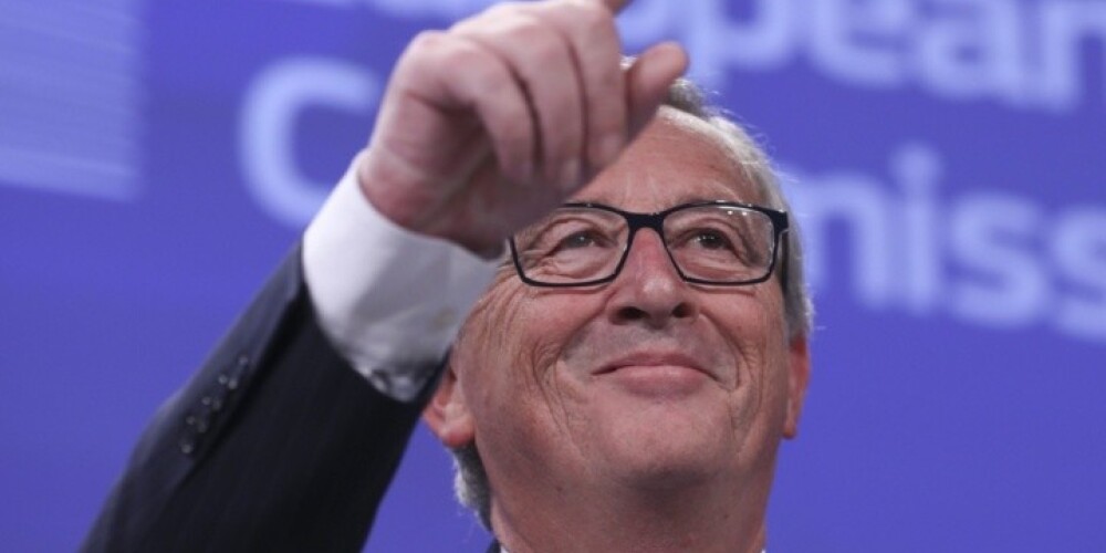 Встреча 12 июля пройдет в двух форматах — саммит 28 стран ЕС и параллельный саммит 19 государств зоны евро