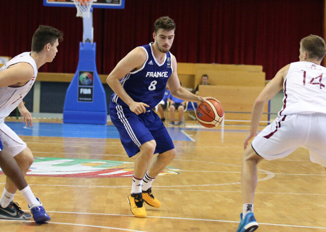 U-20 basketbolisti otro posmu sāk ar zaudējumu Francijai