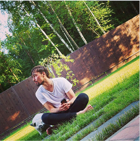 Дима Билан считает себя романтиком, который нуждается в любви