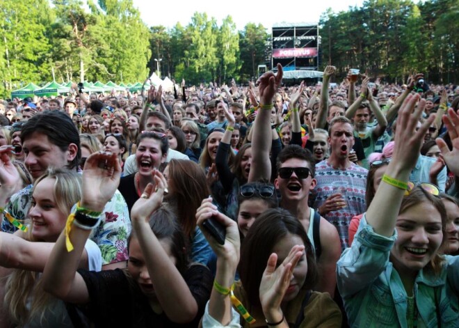 Sācies festivāls "Positivus"