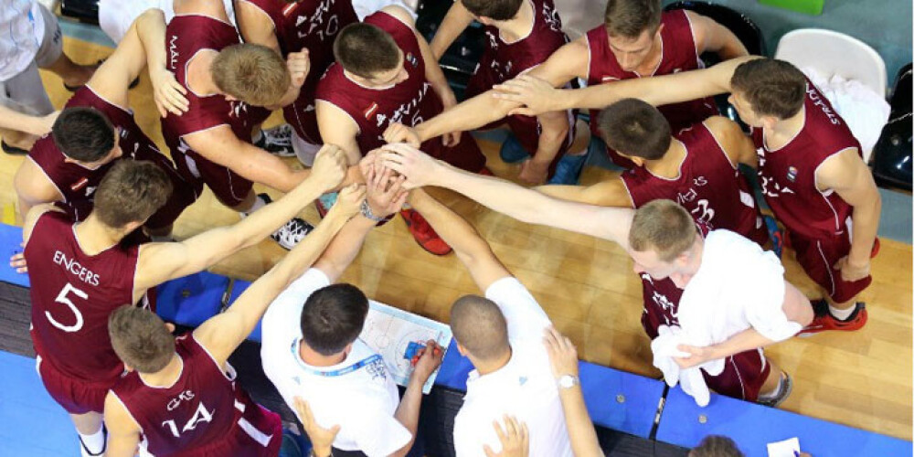 Latvijas U-18 basketbolisti ar panākumu sāk Eiropas čempionātu