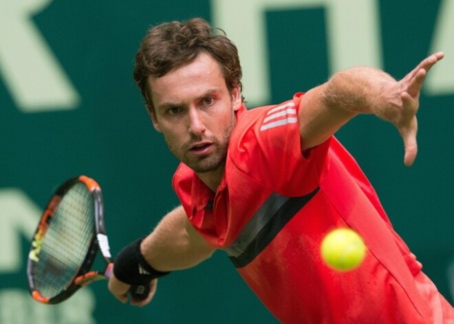 Gulbis Bostades "ATP World Tour 250" turnīra otrajā kārtā zaudē francūzim Matjē