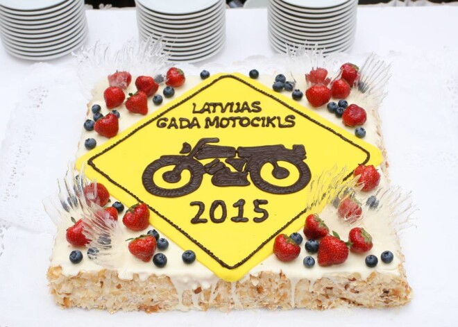 Latvijas "Gada motocikls 2015" apbalvošana