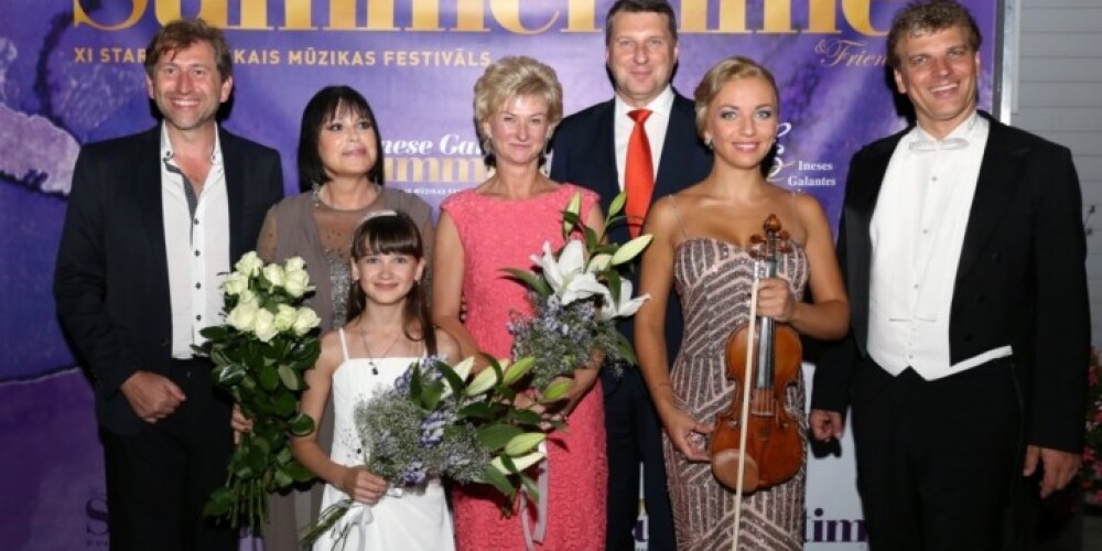 Galantes festivāla atklāšanā viesi bauda 4 miljonus vērtas vijoles spēli. FOTO