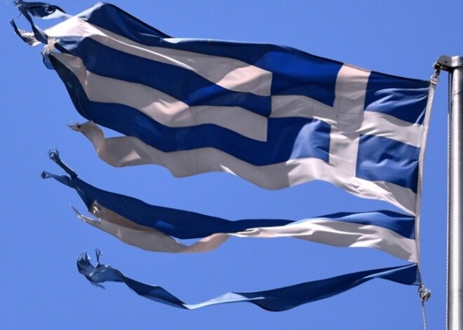 Латвия будет участвовать в спасении Греции