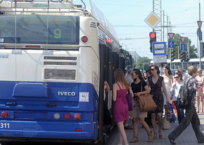 Septembrī veiks izmaiņas atsevišķos sabiedriskā transporta kustību sarakstos un maršrutos