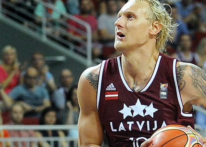 Latvijas basketbolistiem uzsmaida veiksme mača izskaņā ar Turciju