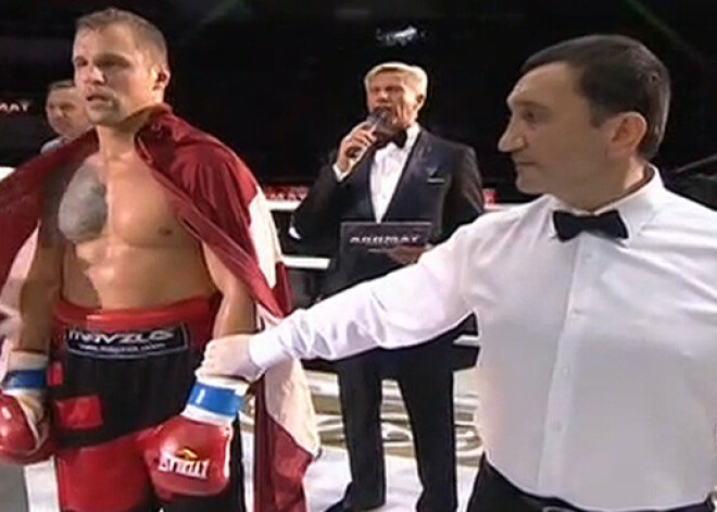 Mairis Briedis Groznijā 5. raundā nokautē Kadirova mīluli Manuelu Čaru. VIDEO