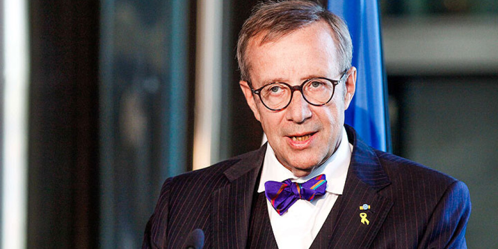 Igaunijas prezidentu skārusi bīstama slimība. Viņa bijusī sieva to jau pārslimojusi