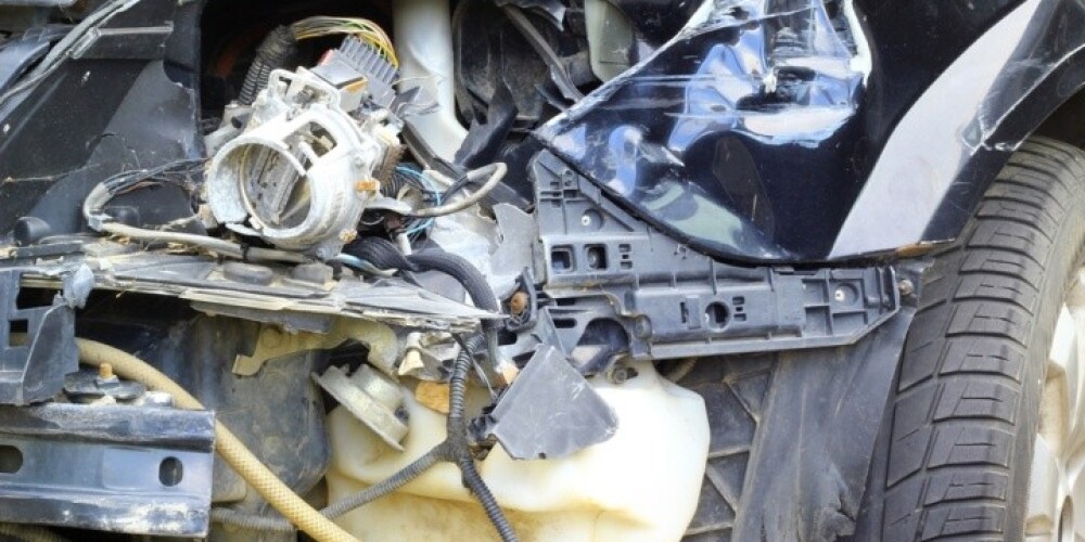 Kopumā aizvadītajā diennaktī policija reģistrējusi 72 satiksmes negadījumus, kuros cietuši 16 cilvēki, Matīšos viens gājis bojā.