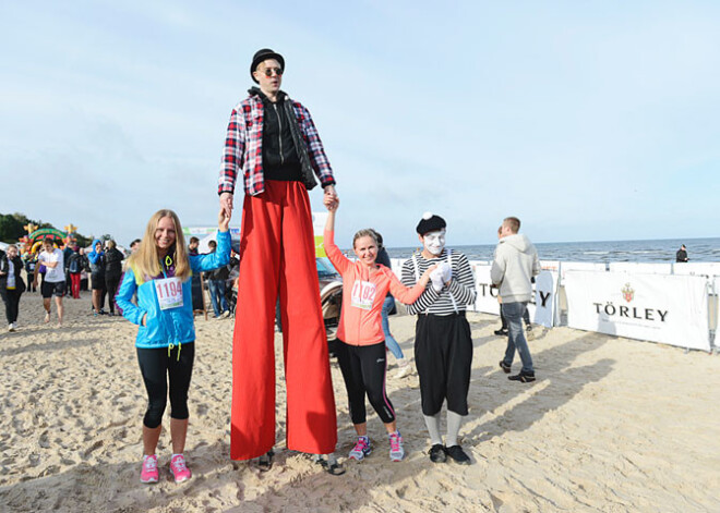 "Jūrmalas skriešanas svētku" apmeklētājus sagaida krāšņa izklaides programma