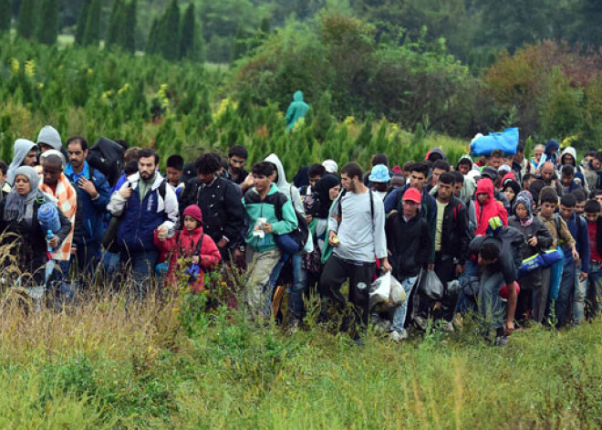 Ungārija uz robežas ar Serbiju no jauna atver galveno kontrolpunktu