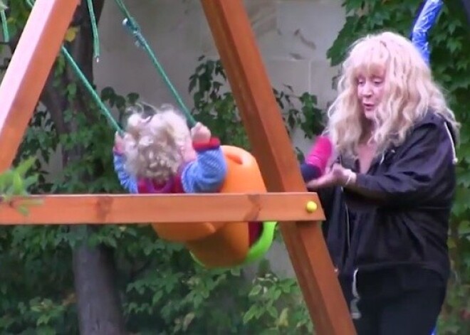 Как Алла Пугачева отпраздновала день рождения двойняшек. ВИДЕО