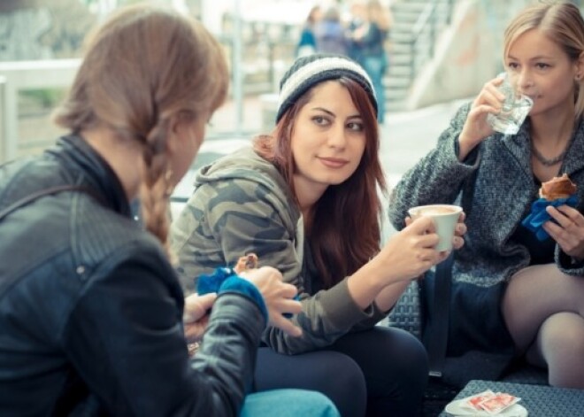 Hroniska melošana - dzīvesveids vai diagnoze? Komentē psihoterapeite