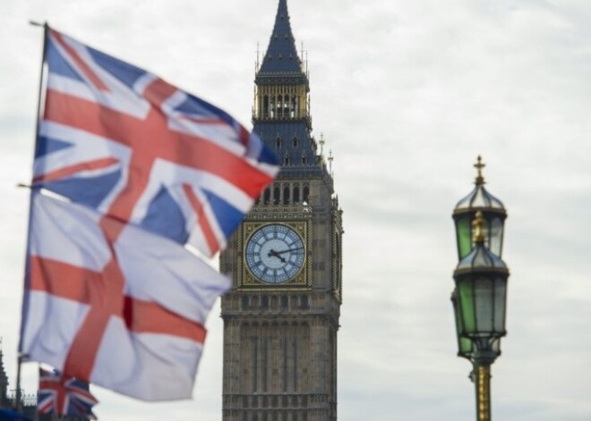 Apstādinās Londonas simbolu - slaveno Bigbena pulksteni