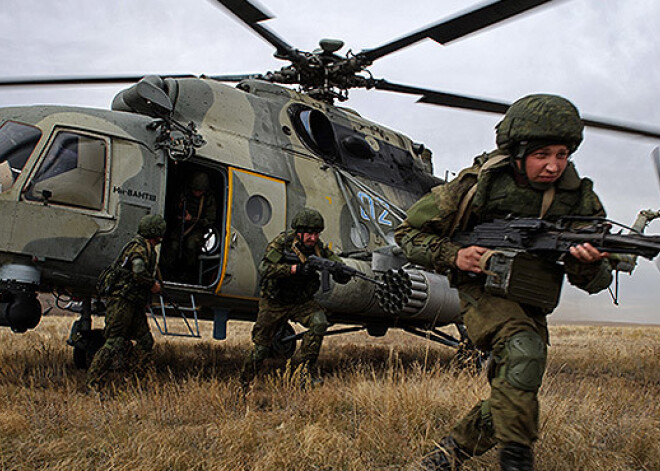 Krievija militārās mācības veikusi Peipusa ezera apkārtnē, kas ir robeža starp Krieviju un Igauniju