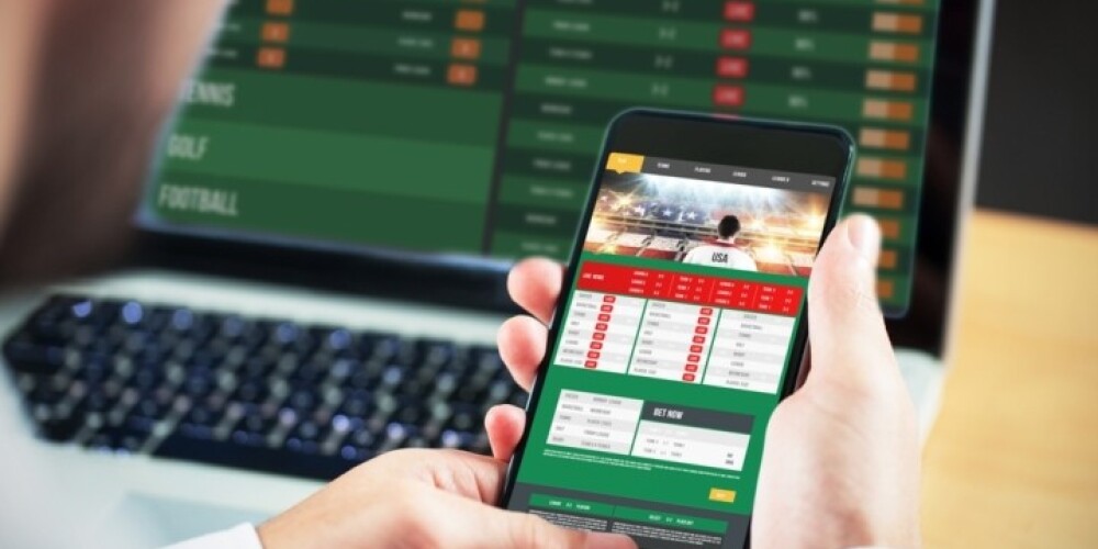 Laimesta ieguvējs atzīst, ka seko līdzi hokejam un futbolam un tādēļ arī likmes veicis tieši uz šiem sporta veidiem.