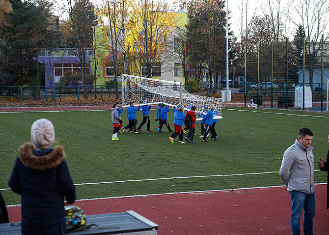 Purvciema iedzīvotājiem un Rīgas Klasiskās ģimnāzijas skolēniem jauns stadions