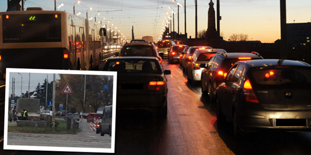 Kam jāpateicas par milzīgo šā rīta sastrēgumu Rīgā? Tas turpināsies vēl ilgi