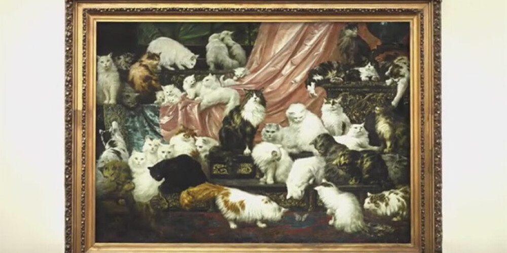 Kāds kaķu mīlis izsolē par milzu summu nopircis sev 100 kg smagu gleznu. VIDEO