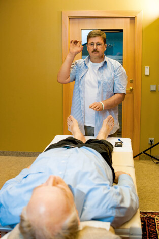 Zibsnis, un tu topi iztaisnots! Viss notiek īstajā laikā, jo laiks ir Dieva rokās, pārliecināti ir dievišķās kārtības atjaunotāji.