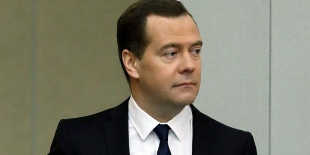 Krievijas premjers Medvedevs pieļauj, ka lidmašīnas katastrofa Ēģiptē bijis terorakts