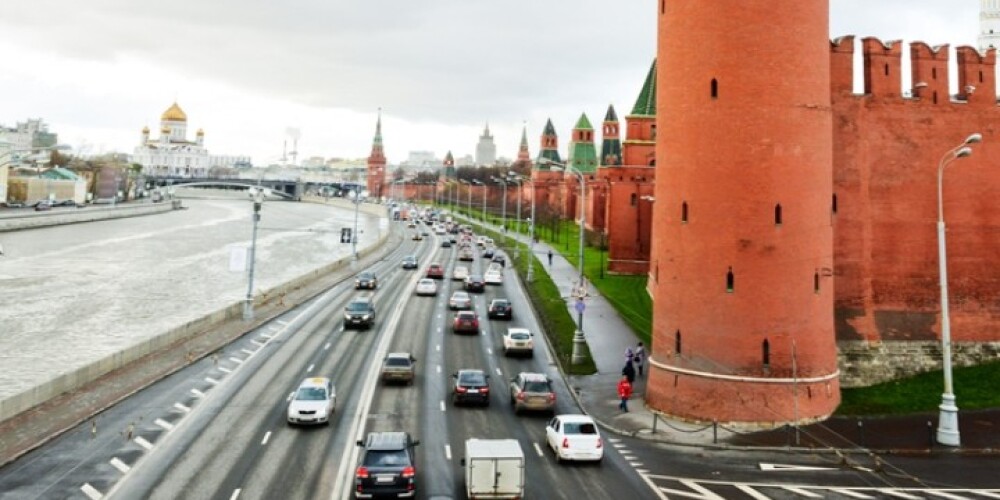 Krievijas Valsts domē apsver iespēju ieviest izbraukšanas vīzas