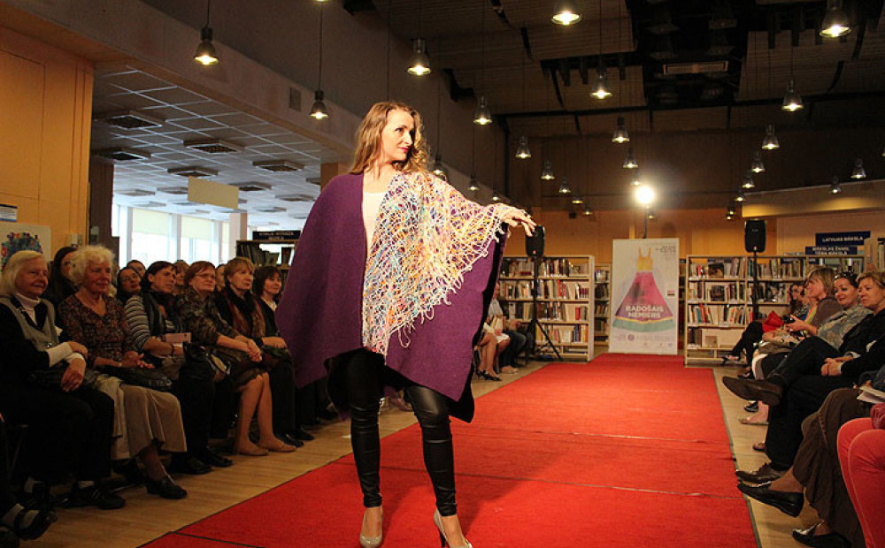 Tērpu skate “RADOŠAIS NEMIERS” Tērpu skate “RADOŠAIS NEMIERS”