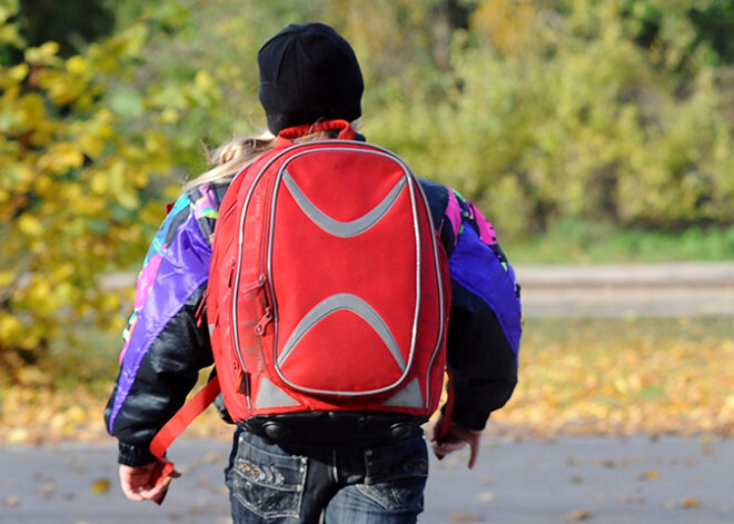 Latvijā uz vienu skolēnu tērē par trešdaļu mazāk nekā vidēji OECD valstīs