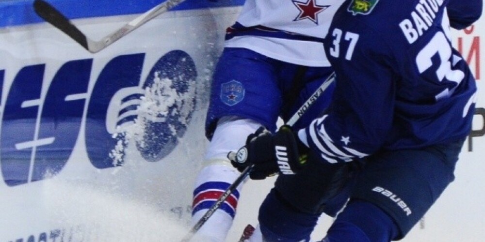 Bārtulim vārti un piespēle; Masaļskis zaudē papildlaikā KHL čempionei