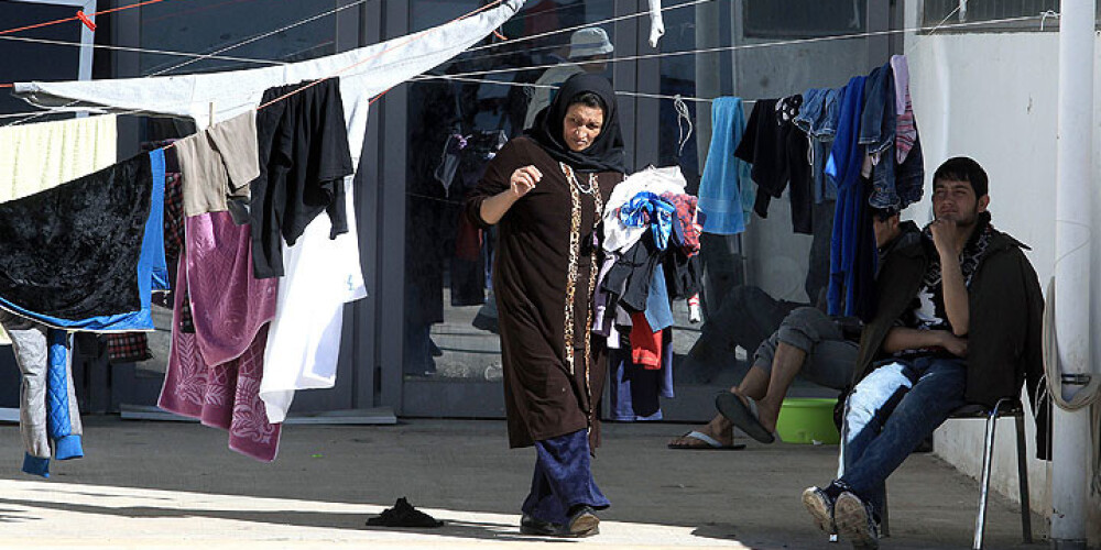 Vai Latvijas humpalu veikali būs tukši? Eiropieši lietotās drēbes izdala bēgļiem