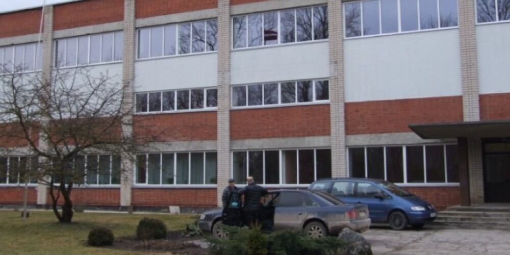 Bauskas novadā briest pamatīga skolu reforma; slēgs Mežotnes internātvidusskolu