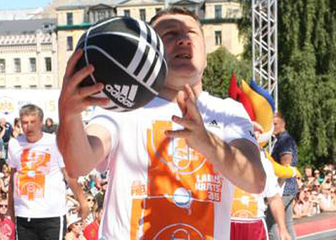 Prezidents Vējonis ar uzvaru uzsācis savu basketbola sezonu