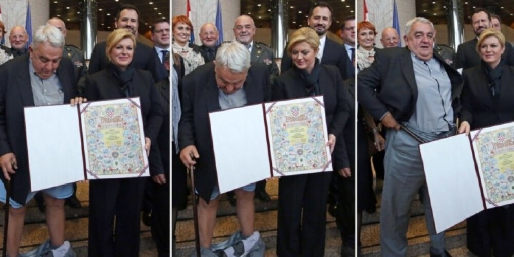 Хорватский правозащитник остался без штанов на фотосессии с президентом