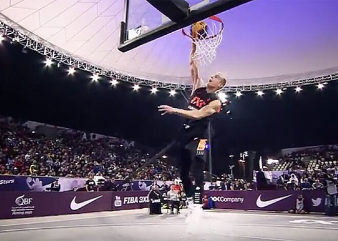 Dārgajam zaudējums FIBA 3x3 basketbola sezonas noslēguma "slam dunk" konkursā. VIDEO